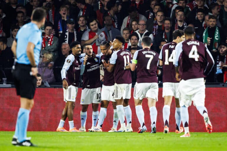 Torcedor vende anel de diamante do pai para ver Aston Villa em final
