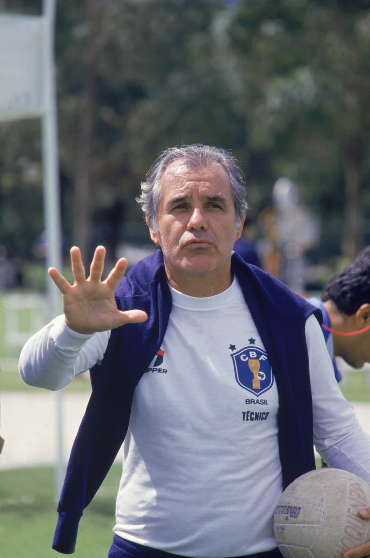 Pela seleção, em fevereiro de 1985: foram poucos jogos e mais uma Copa que não conseguiu chegar - Rodolpho Machado/Placar