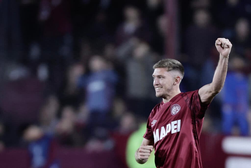 Rodrigo Castillo chegou no meio da temporada e é o artilheiro do Lanús - EFE/ Juan Ignacio Roncoroni
