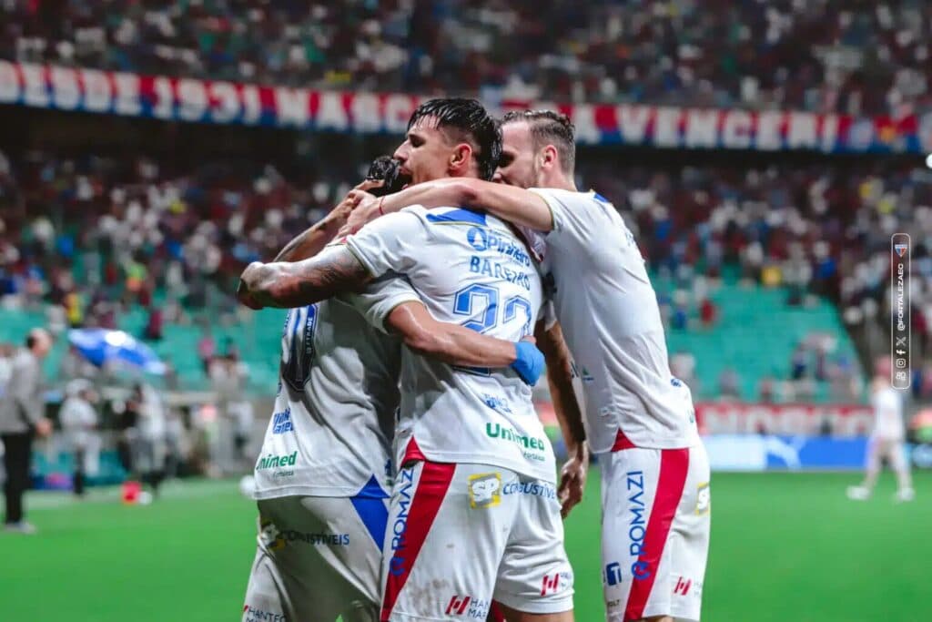 Fortaleza pressiona o Santos: classificação e últimos jogos do Z4