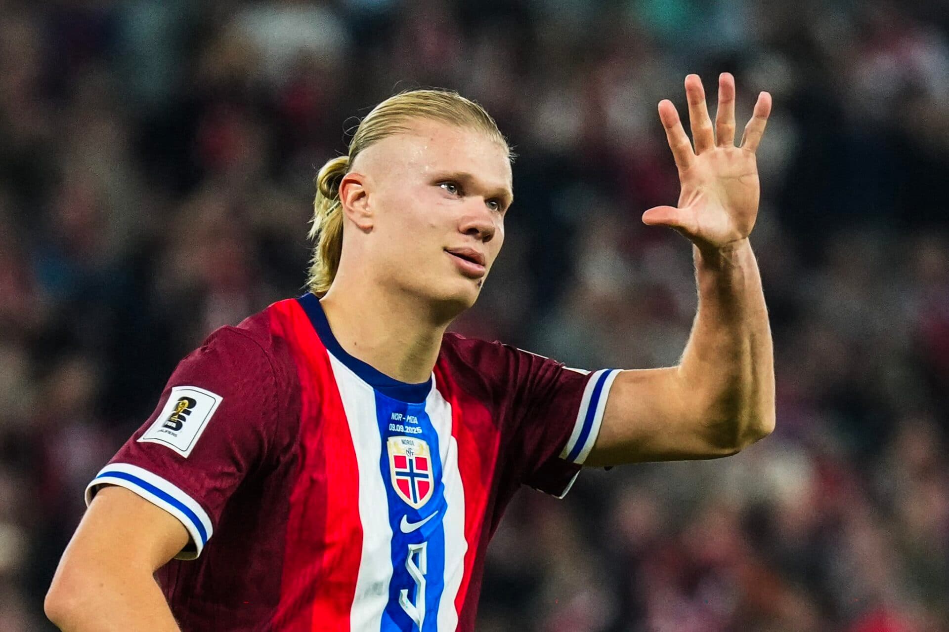 Erling Haaland em ação pela Noruega - Divulgação / Uefa