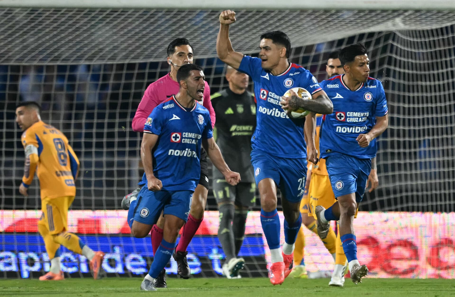 Flamengo x Cruz Azul: armas e desfalques do rival mexicano