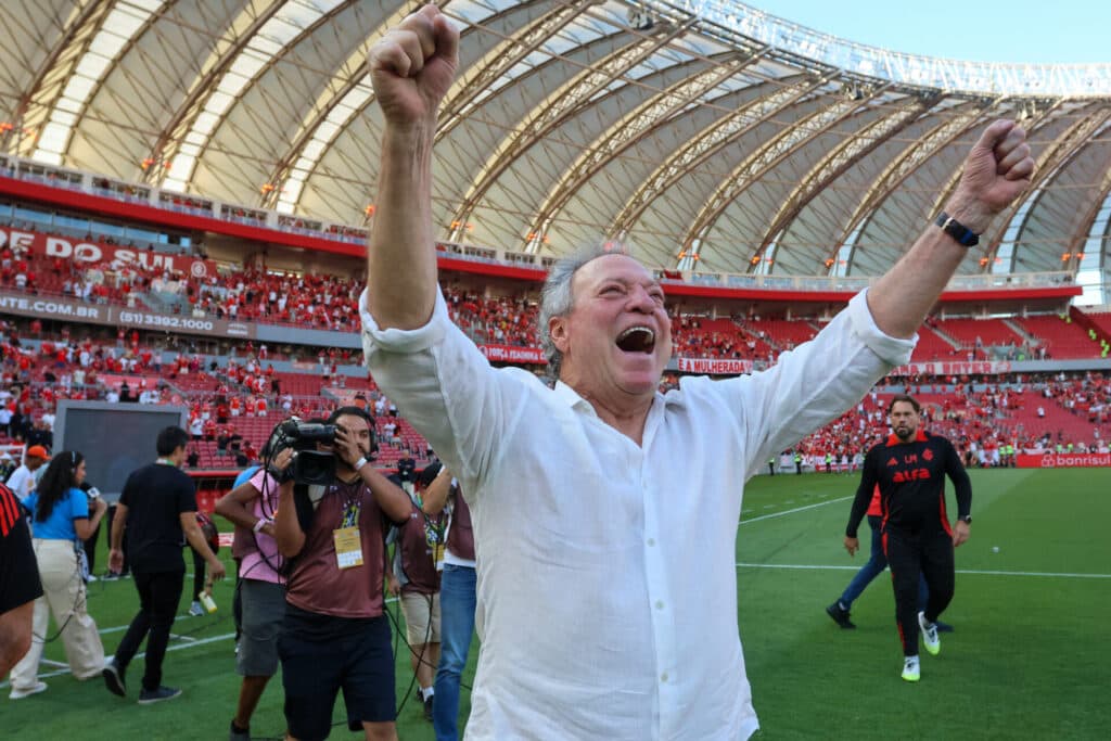 Inter anuncia permanência de Abel Braga, em novo cargo
