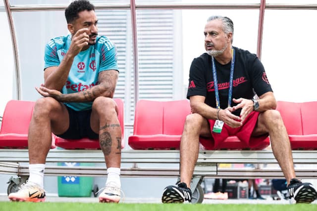 Mercado do Flamengo: entradas e saídas na janela de transferências