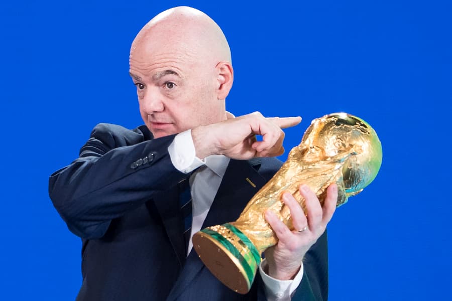 Infantino marca reunião para tentar conter crise na presidência da Fifa