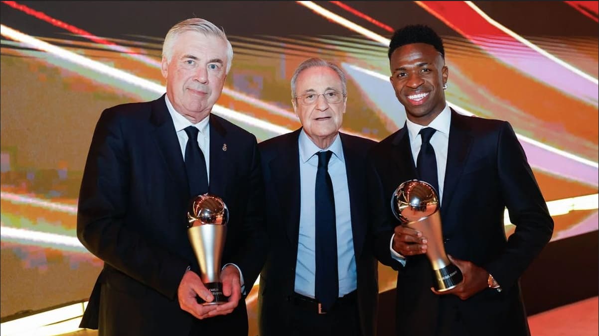 Com Vini Jr., a quem transformou em protagonista e melhor do mundo no Real Madrid - Divulgação/Real Madrid