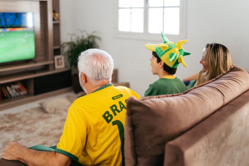 Entre o jogo e a vida: o sentido de torcer