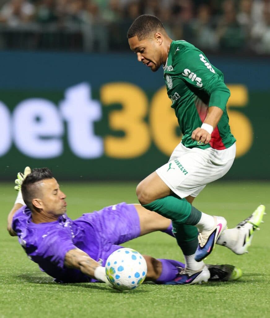 Fábio fez pênalti em Vitor Roque - Cesar Greco/Divulgação/Palmeiras