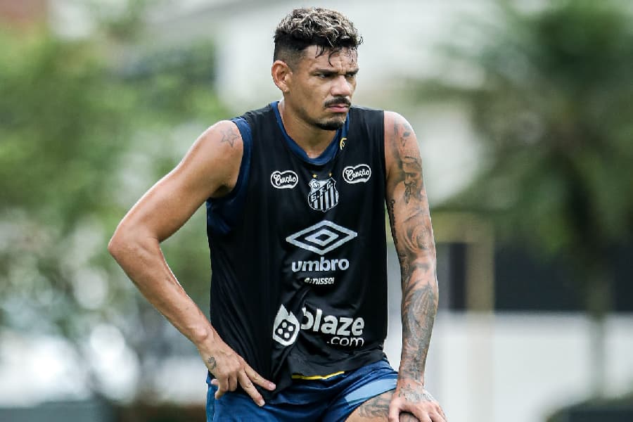 Tiquinho Soares fica no Santos? Entenda situação do atacante