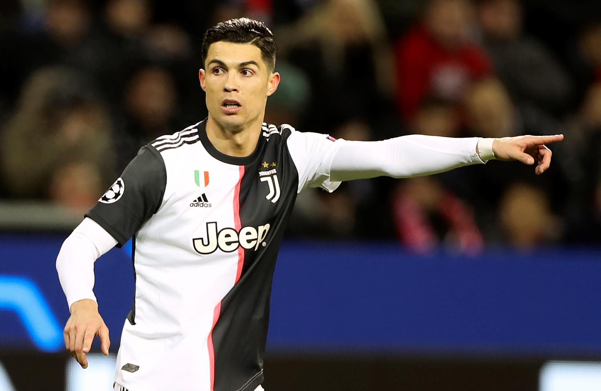 Aos 34 anos, Cristiano vivia a primeira temporada na Juventus - EFE/EPA/FRIEDEMANN VOGEL