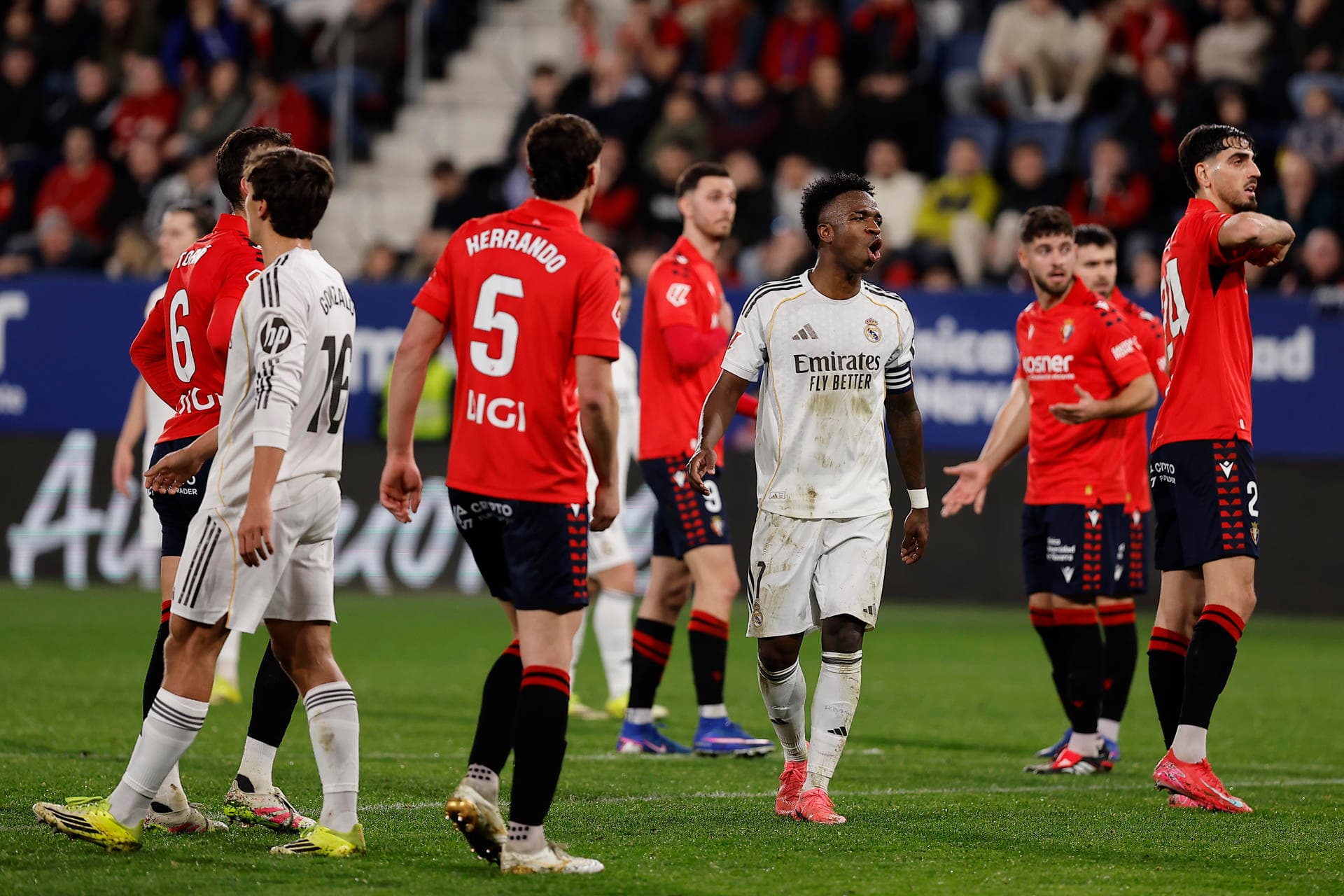 Osasuna derruba o líder Real com gol dramático nos acréscimos