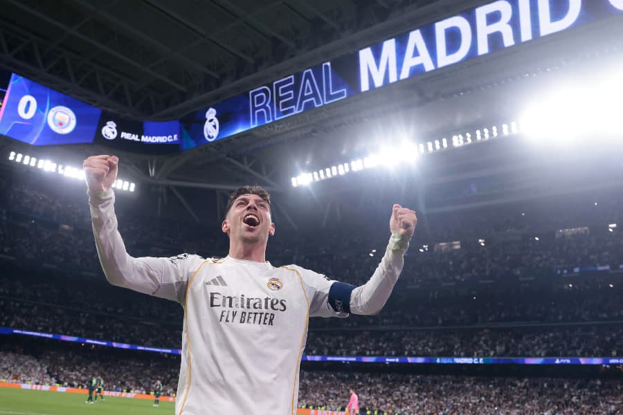Federico Valverde fez a festa da torcida do Real Madrid no Santiago Bernabéu - EFE