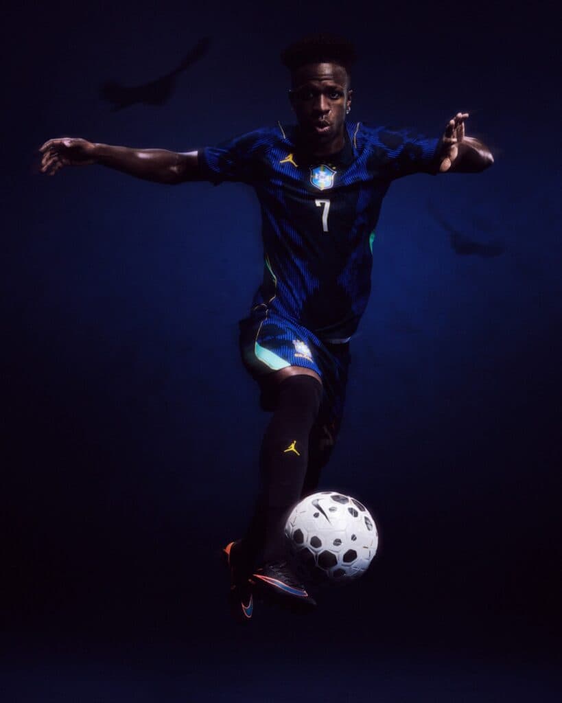Coleção de agasalhos, bermudas e a camisa reserva da seleção são produzidas pela Jordan - Nike/Divulgação