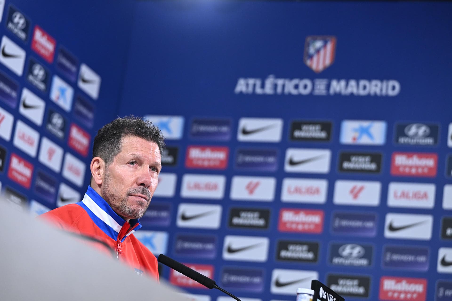 Simeone está desde 2011, há 15 anos no comando do Atlético de Madrid - EFE/ Fernando Villar