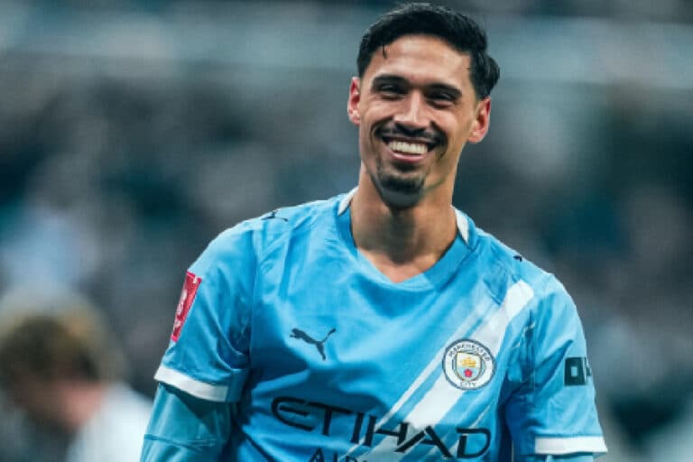 Arsenal monitora Tijjani Reijnders, do Manchester City