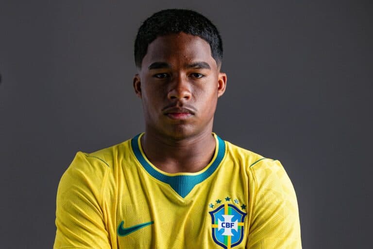 Endrick elogia Neymar, mas diz que quem define convocação é Ancelotti