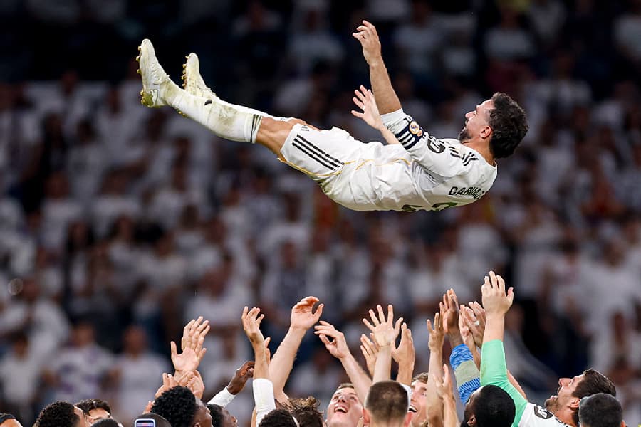 Real Madrid vence Athletic Bilbao em dia de despedidas