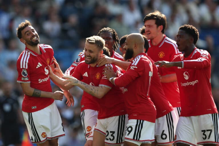 Manchester United bate Brighton com recorde de Bruno Fernandes