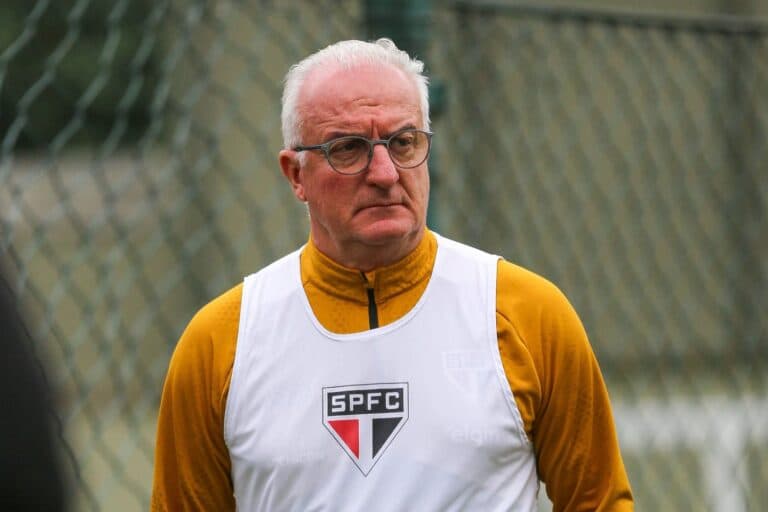 Vídeo: Dorival analisa eliminação do São Paulo: ‘Irreconhecível’