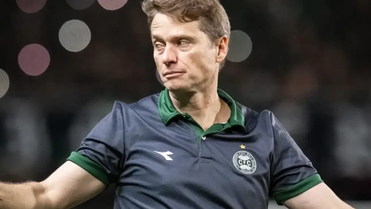 Coritiba demite Fernando Seabra após 7 jogos sem vencer
