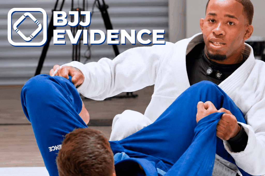 Na BJJ Evidence, o ensino de uma posição de Jiu-Jitsu deixa de ser unilateral e ganha camadas mais imersivas. Missão é dissecar a técnica e evidenciar cada pequeno detalhe. Rerisson Gabriel, campeão brasileiro e do Pan-Americano, é um dos atletas envolvidos no projeto. Foto: Divulgação / BJJ Evidence