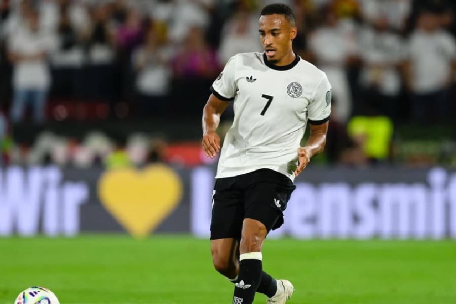 Jamie Leweling: Camisa 9 da Alemanha e fã de Ronaldo