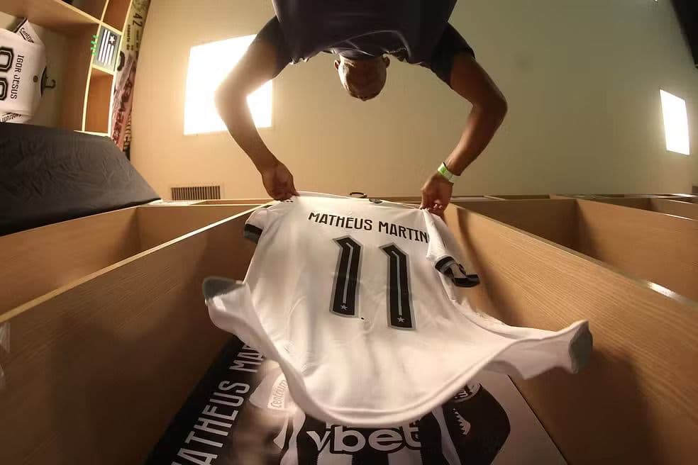 Mancha na camisa do Botafogo - Vitor Silva/Botafogo