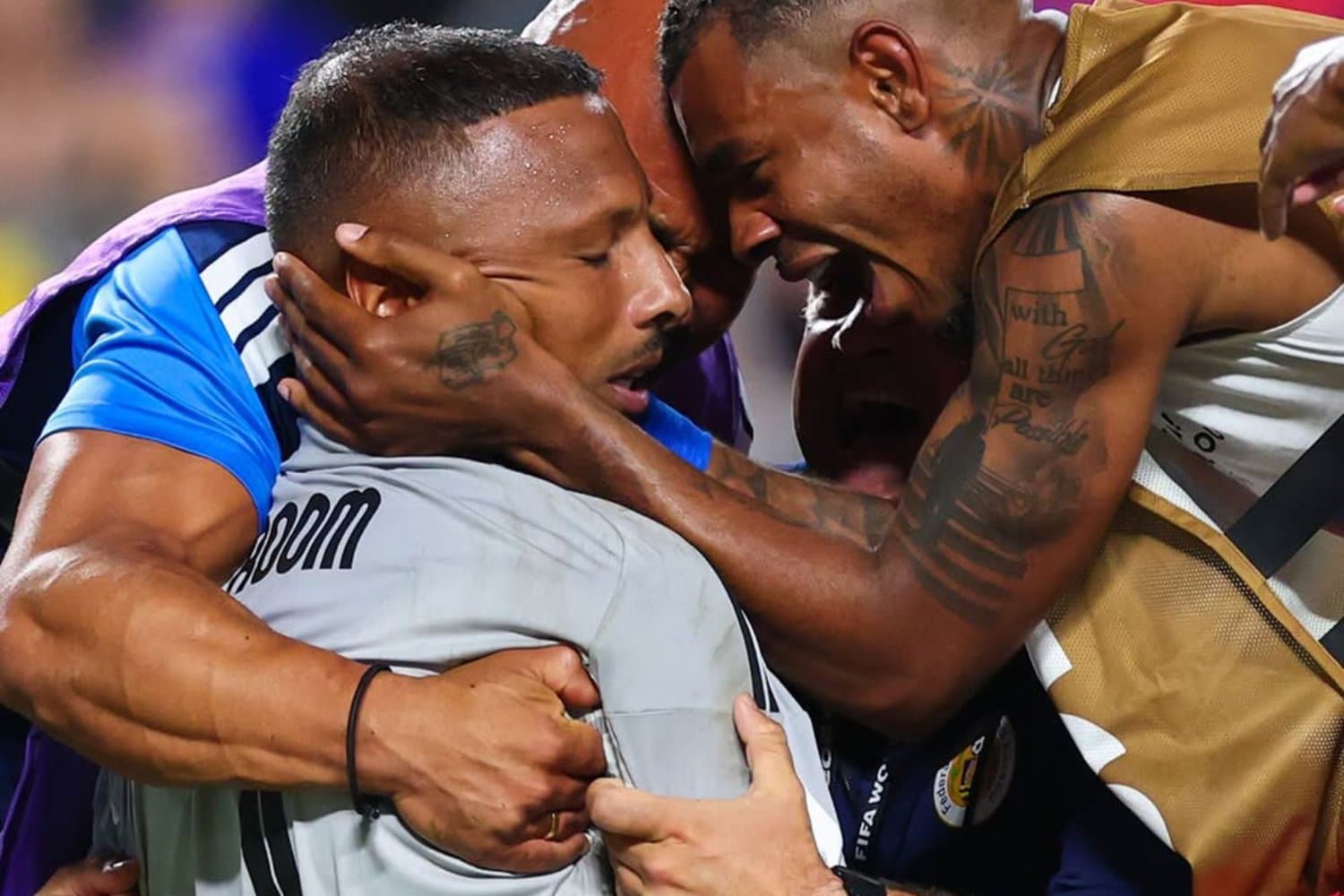 Eloy Room é novo recordista de defesas em tempo normal em Copas: ‘Fazemos isso como um time’