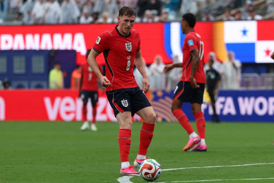 Manchester City bate recorde e anuncia titular da Inglaterra