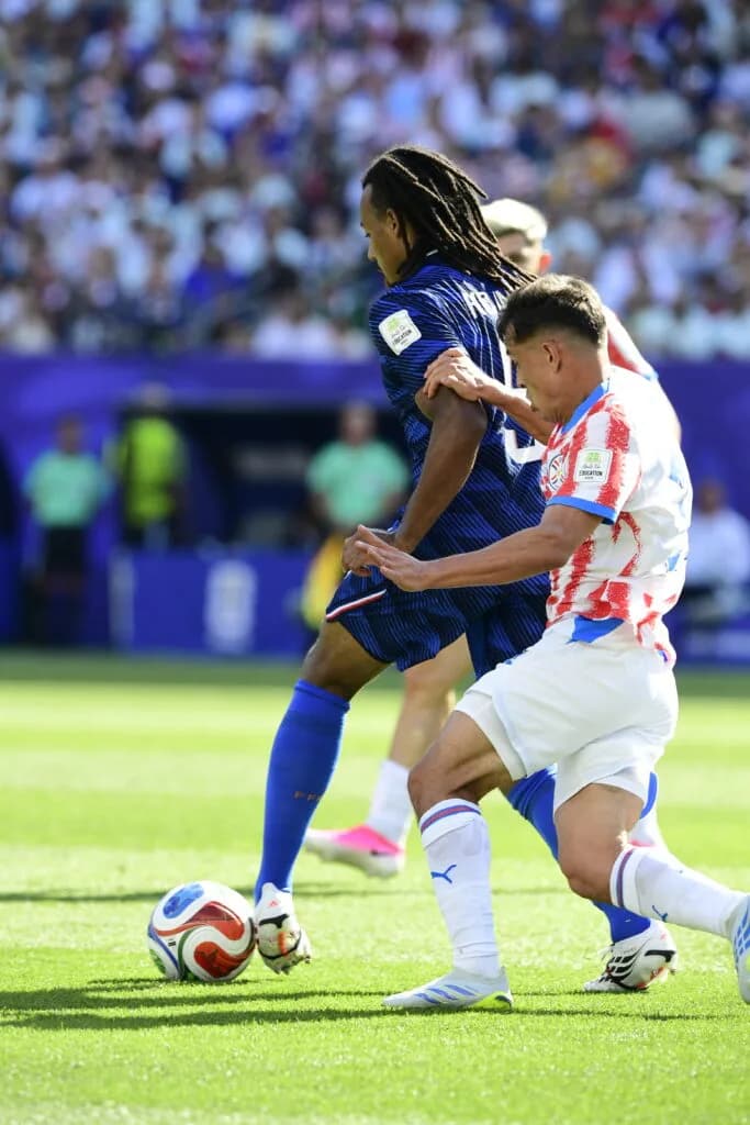 França x Paraguai pelas oitavas de final da Copa do Mundo em Nova Jersey (Alexandre Battibugli/PLACAR)