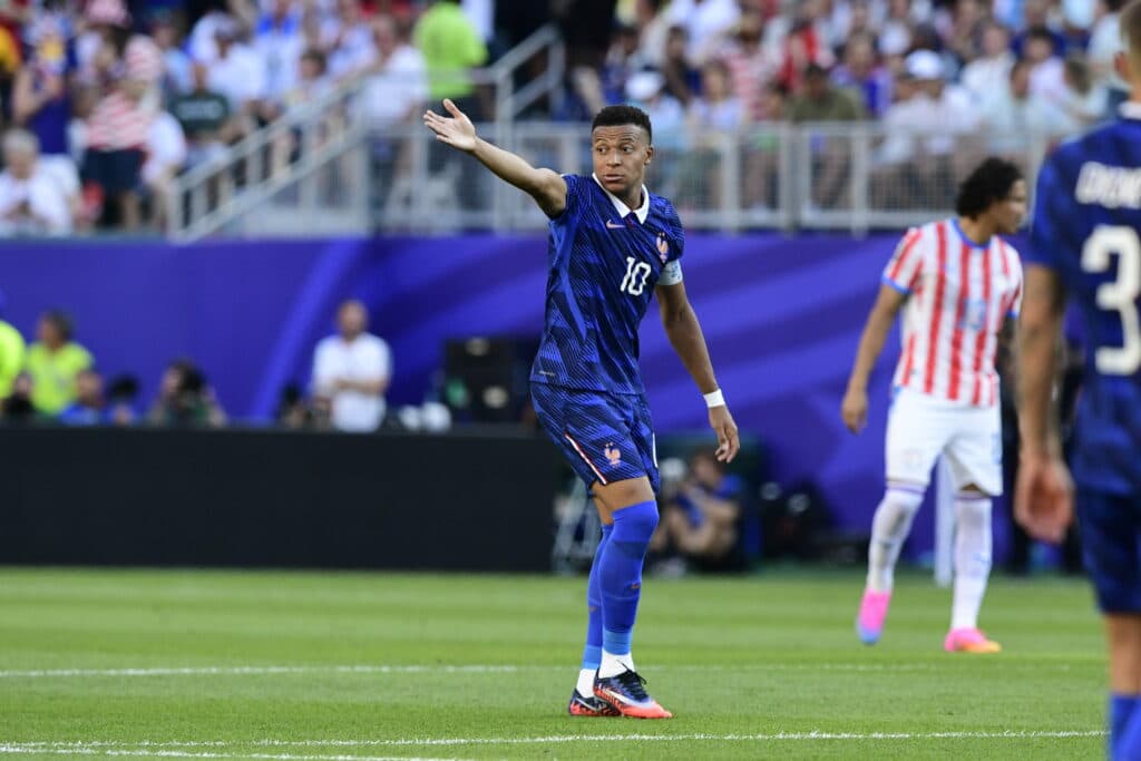 França x Paraguai pelas oitavas de final da Copa do Mundo em Nova Jersey (Alexandre Battibugli/PLACAR)