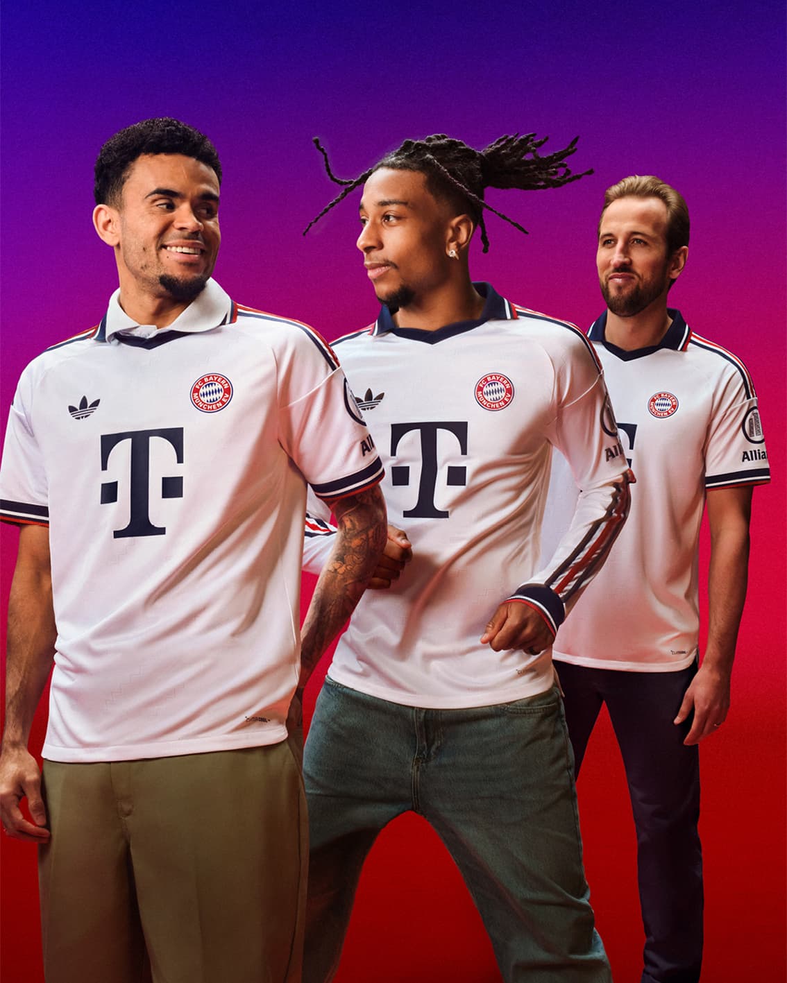 Luis Díaz, Michael Olise e Harry Kane com o segundo uniforme do Bayern - Reprodução/@FCBayern