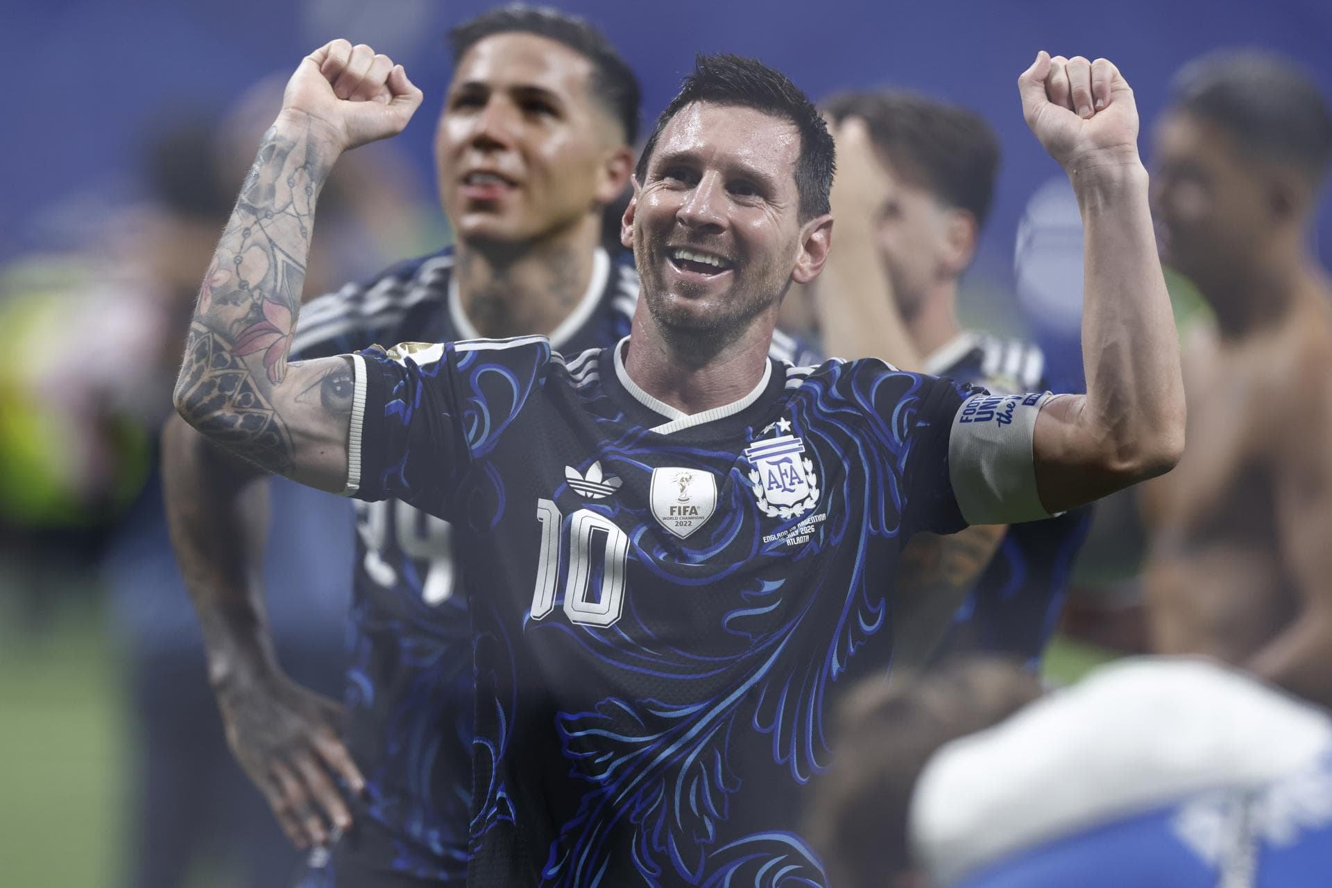 Messi amplia recorde de assistências em Copas e alcançará marca de Cafu