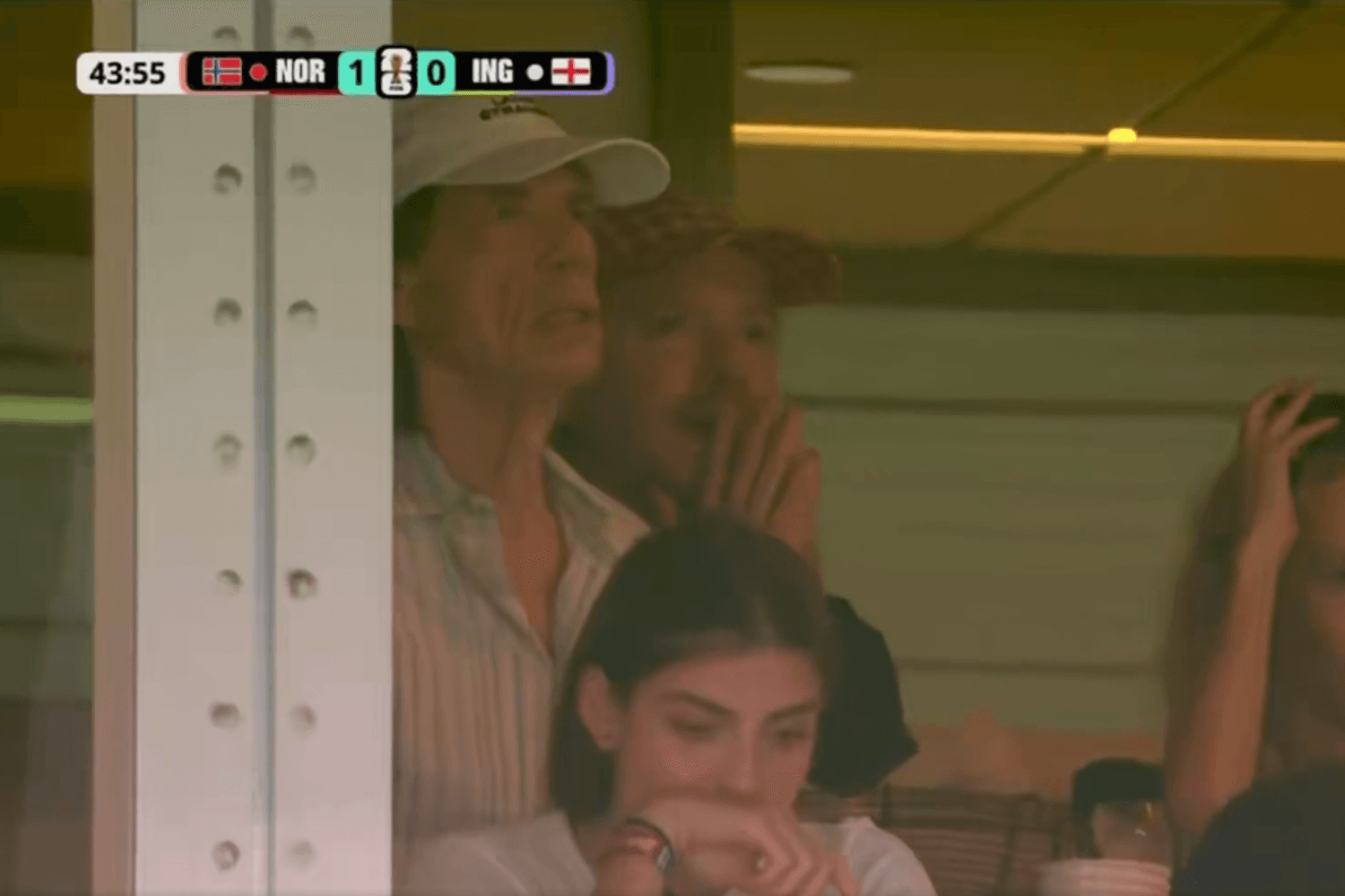 Presença de Mick Jagger em Noruega x Inglaterra faz web decretar: ‘It’s not coming home’
