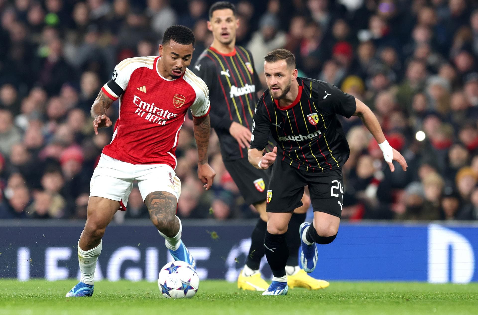 No Arsenal desde 2022, Gabriel Jesus pode respirar novos ares nesta temporada - Andry Rain/EFE
