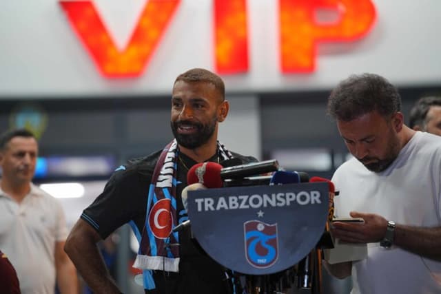 O salário e como será o contrato de Salah no Trabzonspor