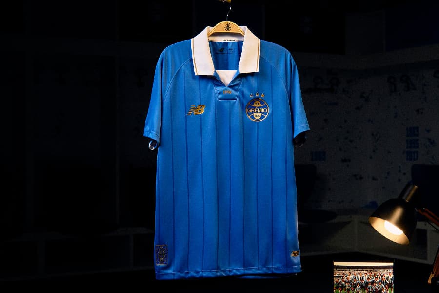 Nova camisa do Grêmio lembra azul vestido por Felipão em 1996; veja fotos