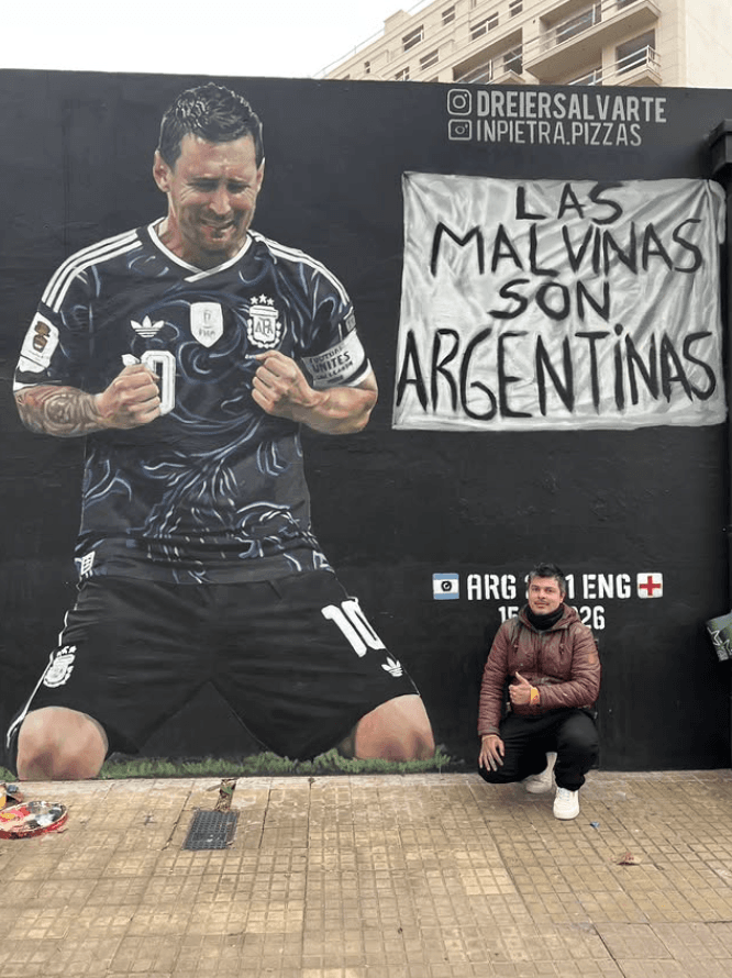 Messi ganha mural ultrarrealista por vitória da Argentina contra Inglaterra