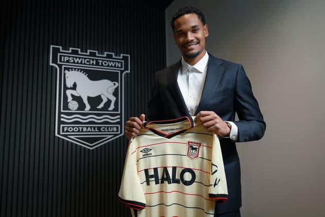 Quem é Emersonn, novo atacante brasileiro da Premier League