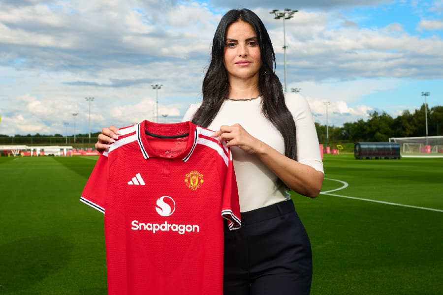 Manchester United anuncia Eva Olid como nova treinadora do time feminino