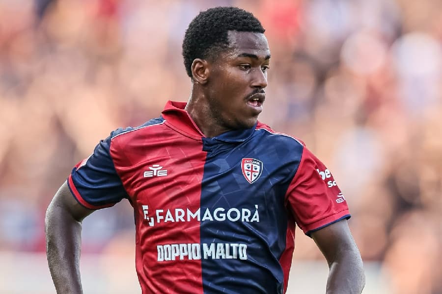 Atacante do Cagliari entra em coma após se afogar em piscina