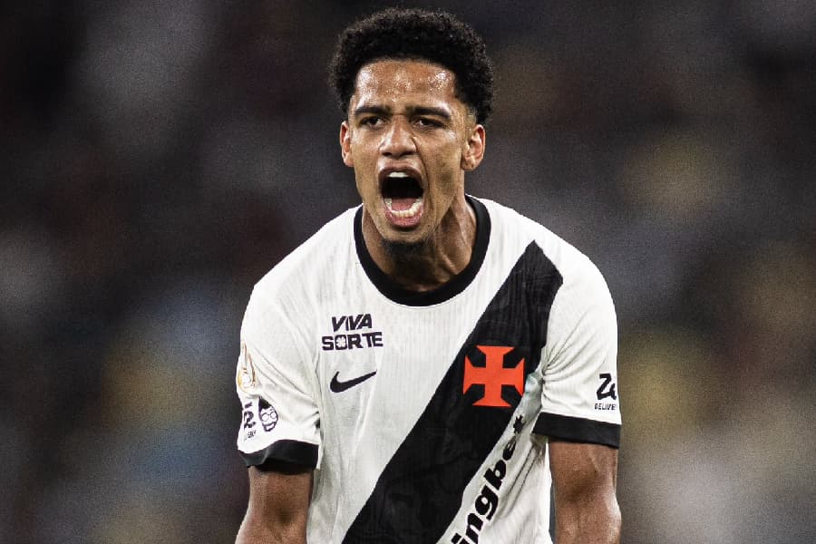 Vasco castiga Fluminense, vence clássico e vai às quartas