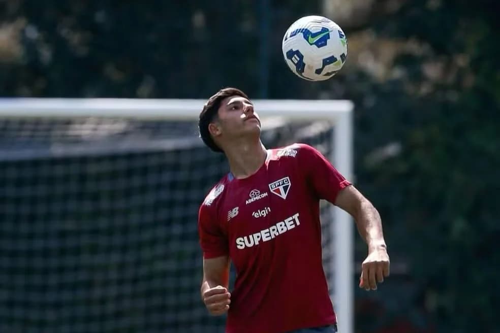 Jogador do São Paulo é preso após atropelamento com vítima fatal