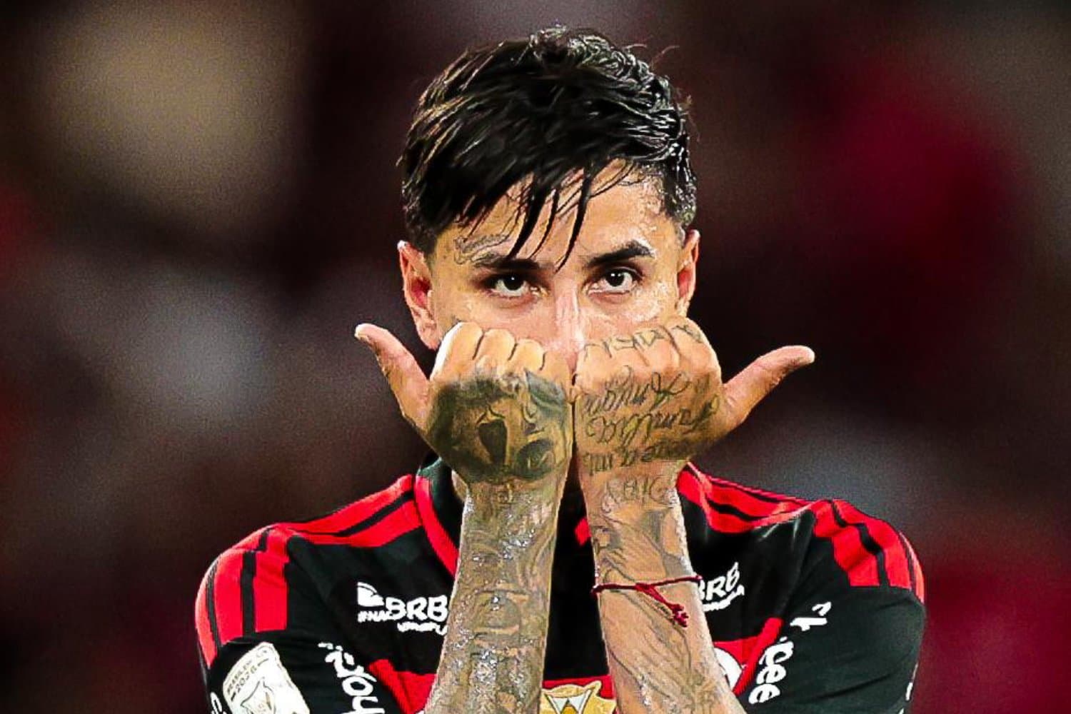 Com golaço de Pulgar, Flamengo domina Vitória e retoma vice-liderança