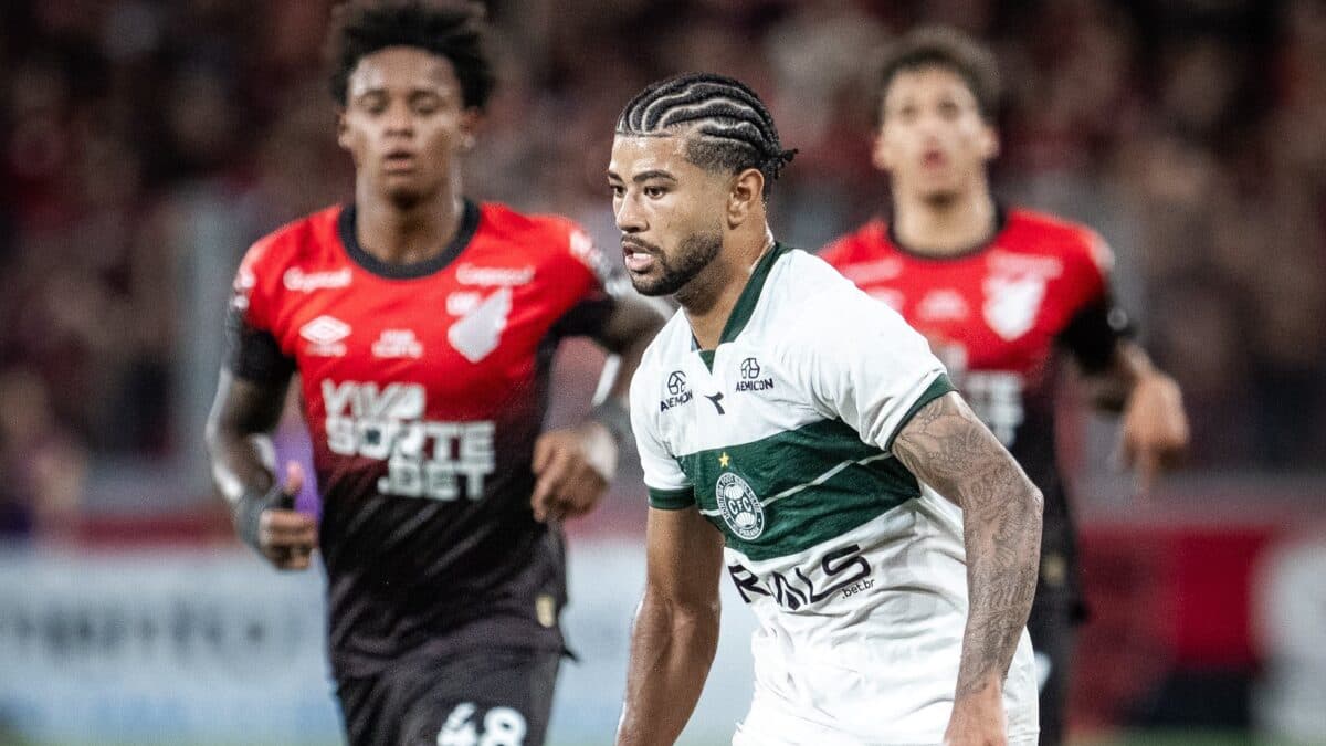 Atletiba na sexta? Entenda a polêmica na data do clássico