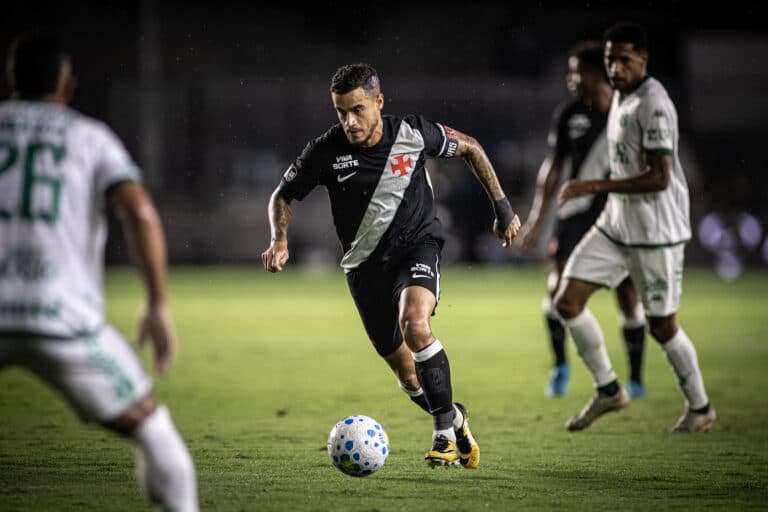Santos chega a acordo e encaminha anúncio de Philippe Coutinho
