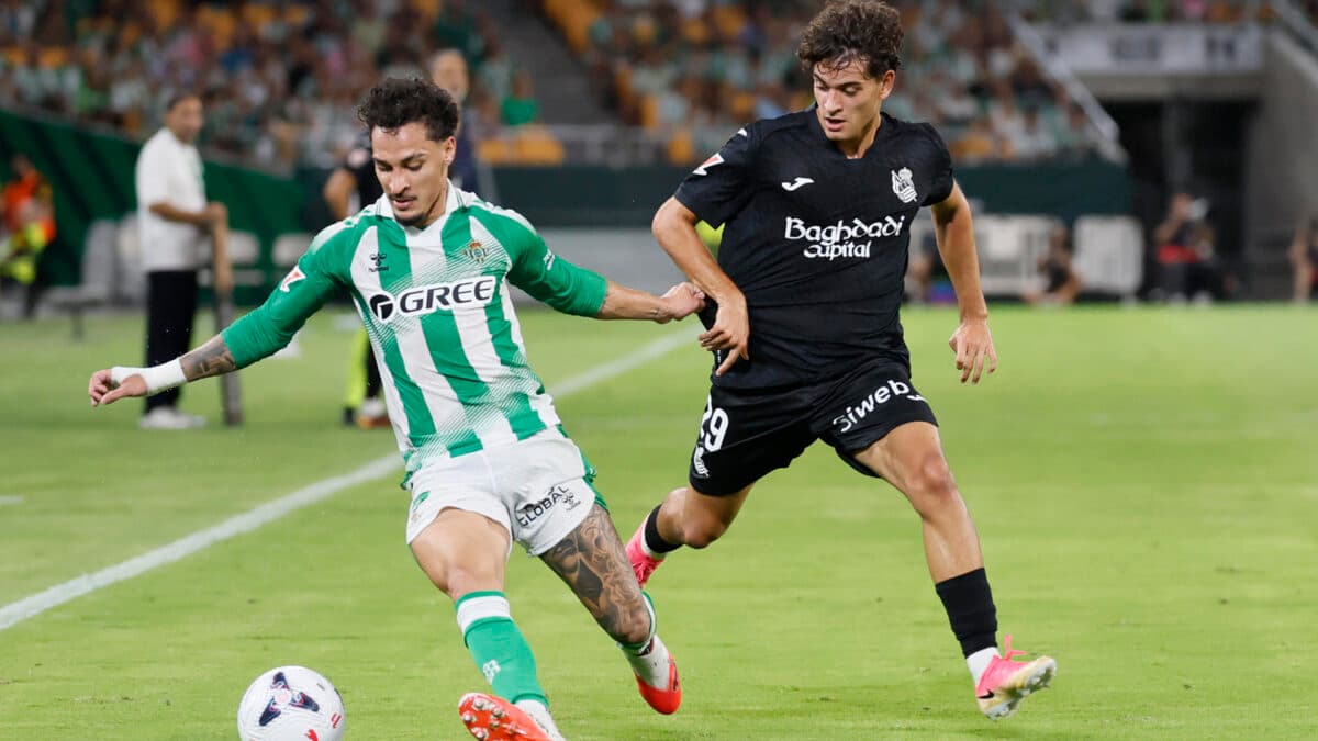 Antony supera dores e reforça o Betis na Champions League