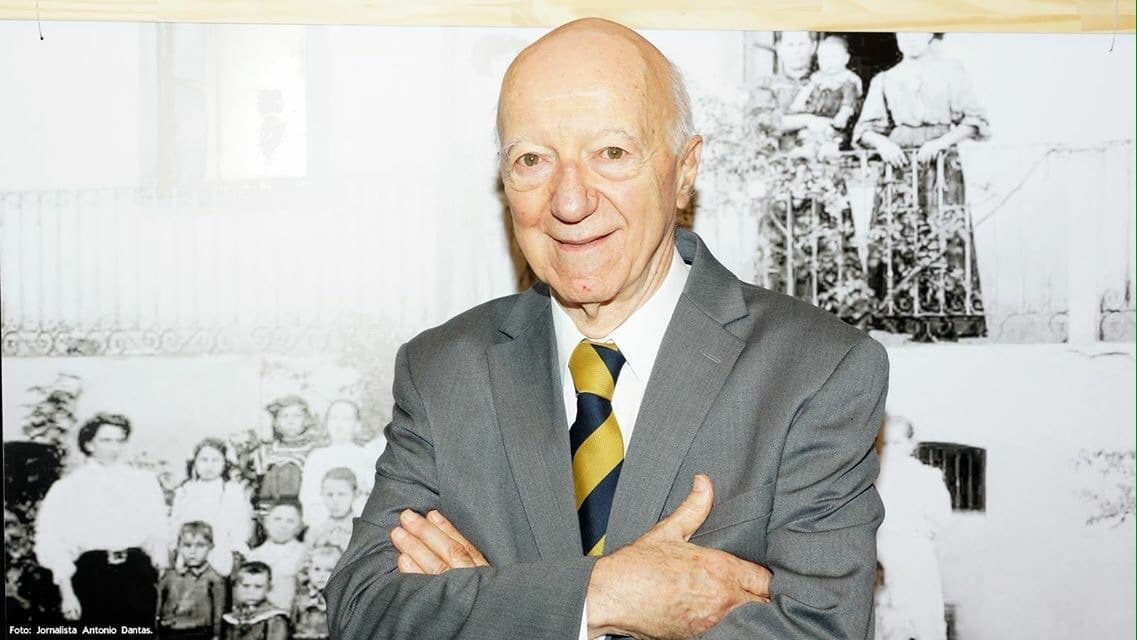 Morre Claudio Carsughi, lenda do jornalismo esportivo
