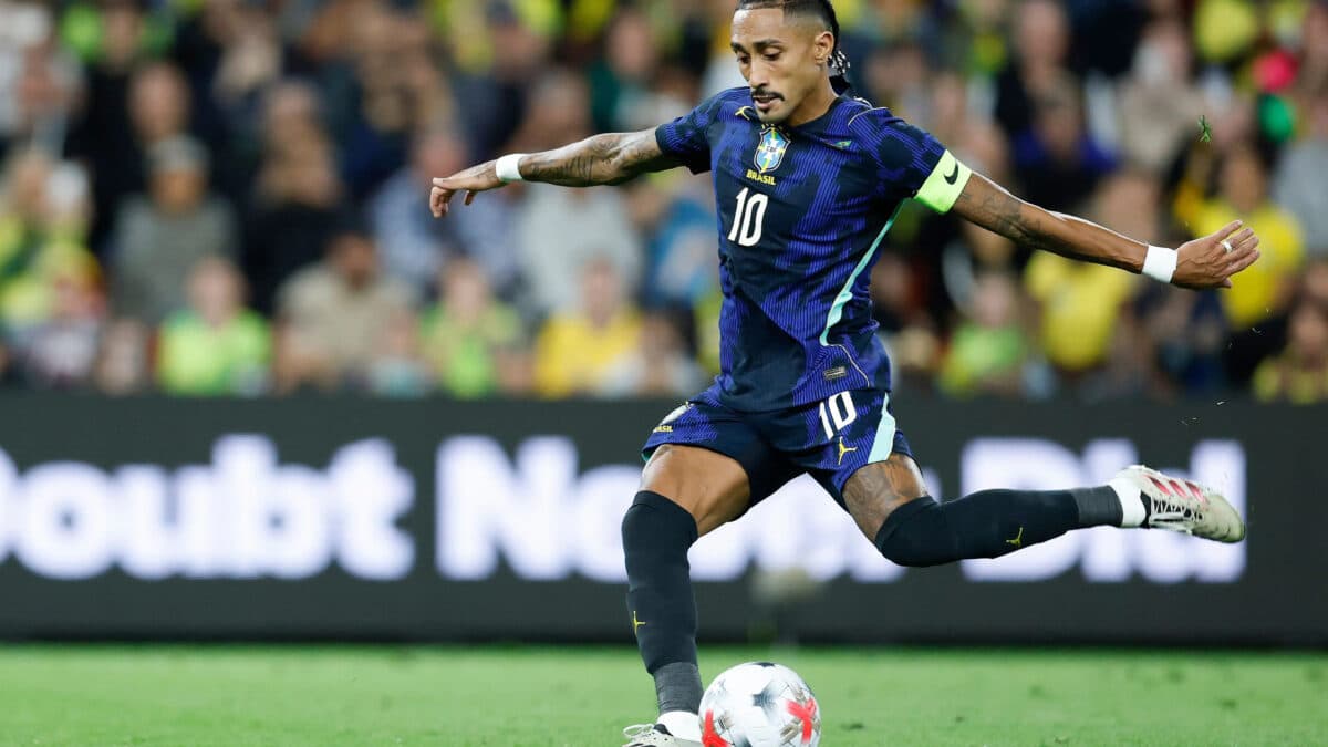 Raphinha é cortado de amistoso da seleção brasileira contra a Índia