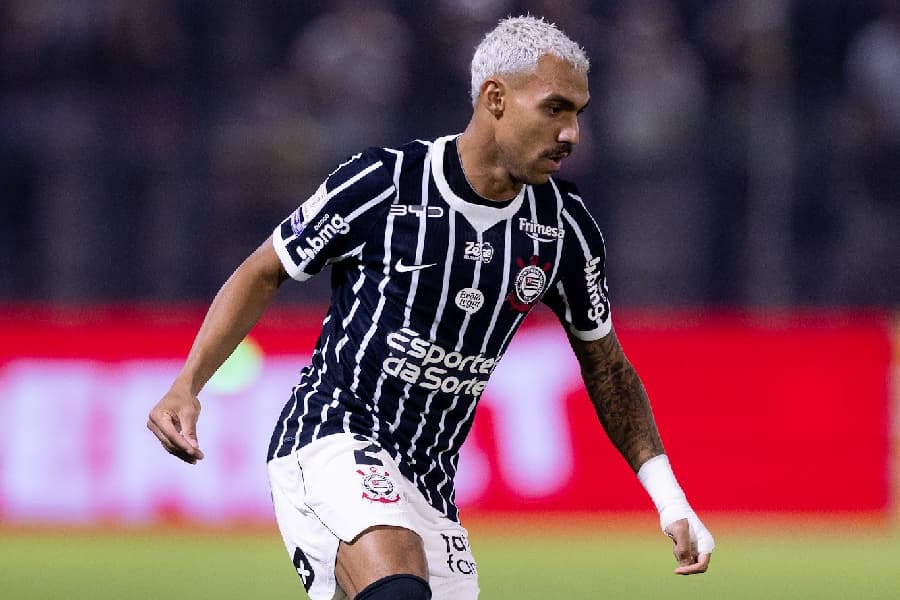 Matheuzinho com a camisa do Corinthians - Rodrigo Coca / Corinthians